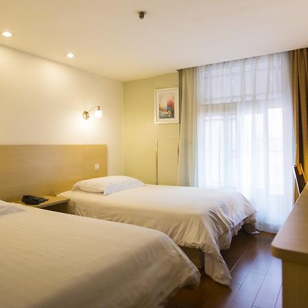 Motel Chongqing Jiefangbai Hongyadong Pedestrian Street ภายนอก รูปภาพ