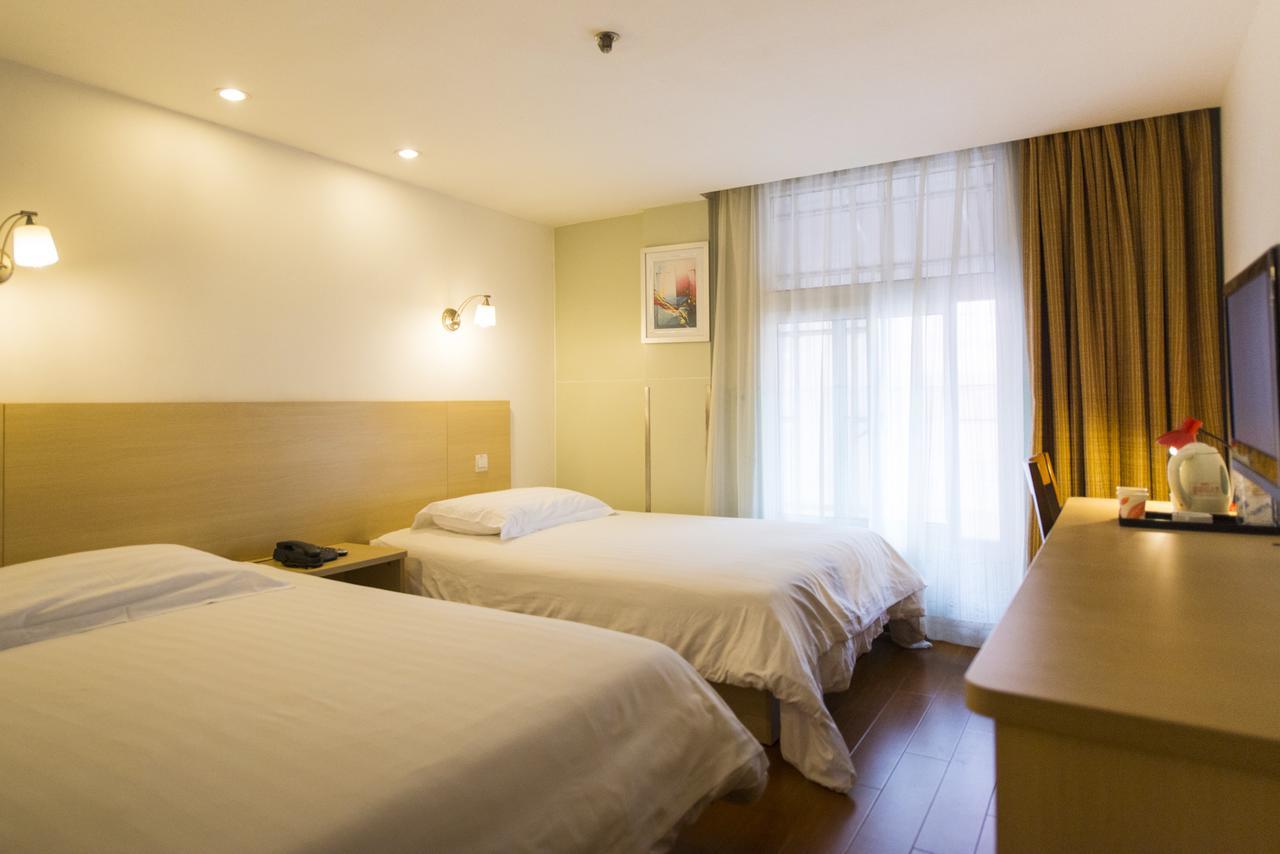Motel Chongqing Jiefangbai Hongyadong Pedestrian Street ภายนอก รูปภาพ